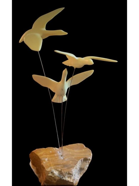 Marvin Wernick Co. Other - Vtg 1974 Marvin Wernick Kinetic Seagull Sculpture Quartz Base 8" Tall